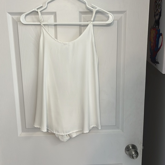3 for 20! White tank top - Picture 4 of 4